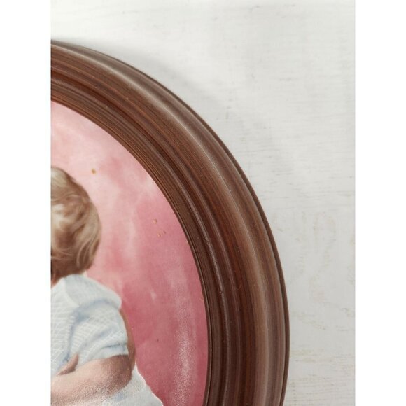 Vintage Zolan Mothers Angel Decorative Framed Wall Hanging Collector Plate - Picture 4 of 10